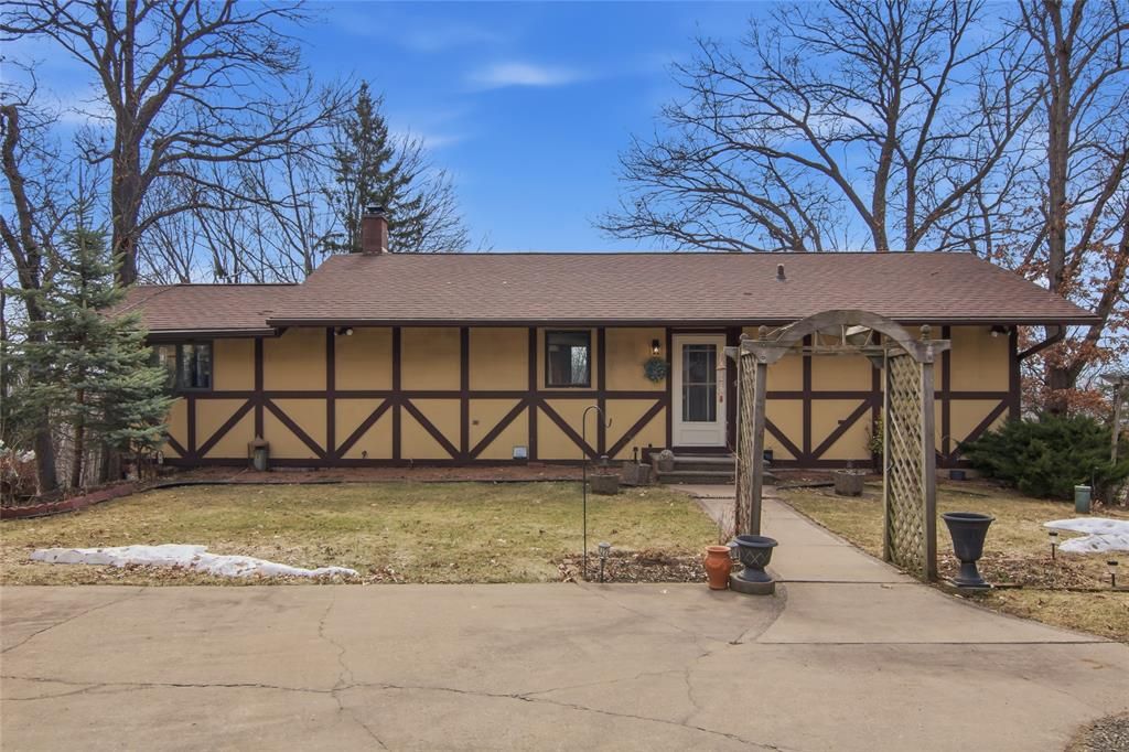 3418 Remington Road, Eau Claire, WI 54701