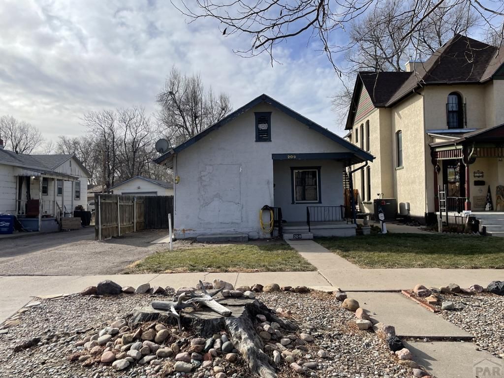209 E Adams Ave, Pueblo, CO 81005