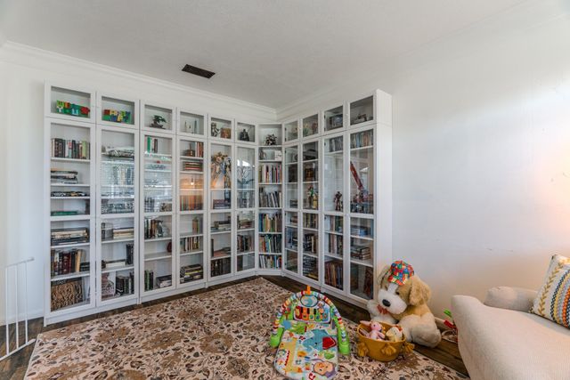 8303 Hayden Cove Drive, Tomball, TX 77375