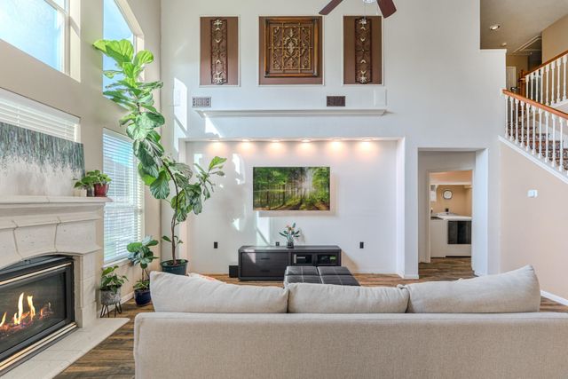 8303 Hayden Cove Drive, Tomball, TX 77375