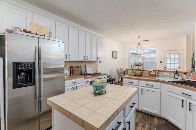 8303 Hayden Cove Drive, Tomball, TX 77375