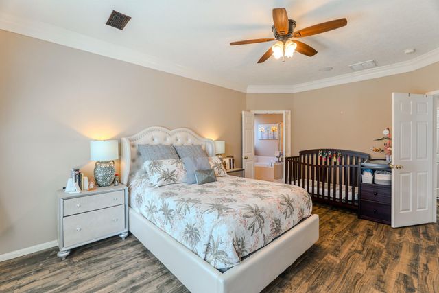 8303 Hayden Cove Drive, Tomball, TX 77375