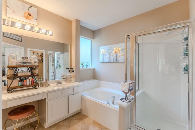 8303 Hayden Cove Drive, Tomball, TX 77375