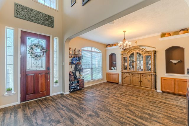 8303 Hayden Cove Drive, Tomball, TX 77375