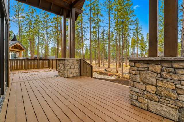 18211 Basalt Lane 328, Bend, OR 97707