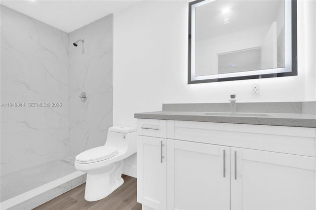 2310 NW 155th St, Miami Gardens, FL 33054