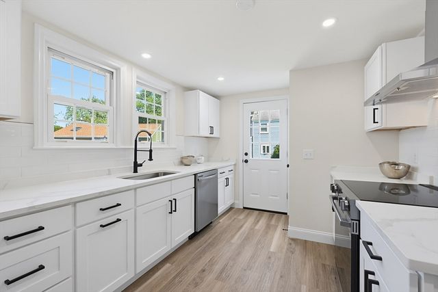 104 Fairmount Ave, Saugus, MA 01906