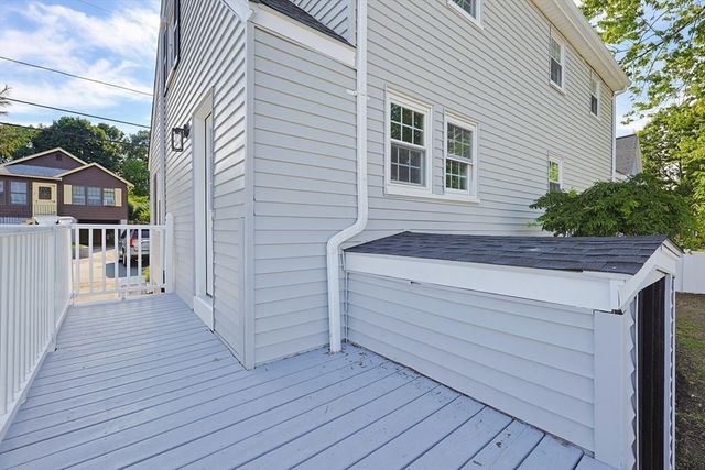 104 Fairmount Ave, Saugus, MA 01906