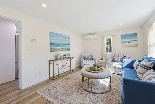 104 Fairmount Ave, Saugus, MA 01906