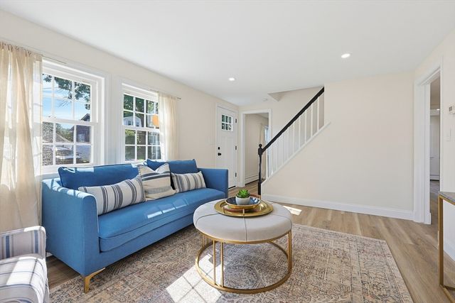 104 Fairmount Ave, Saugus, MA 01906