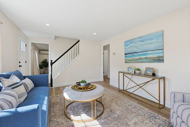 104 Fairmount Ave, Saugus, MA 01906