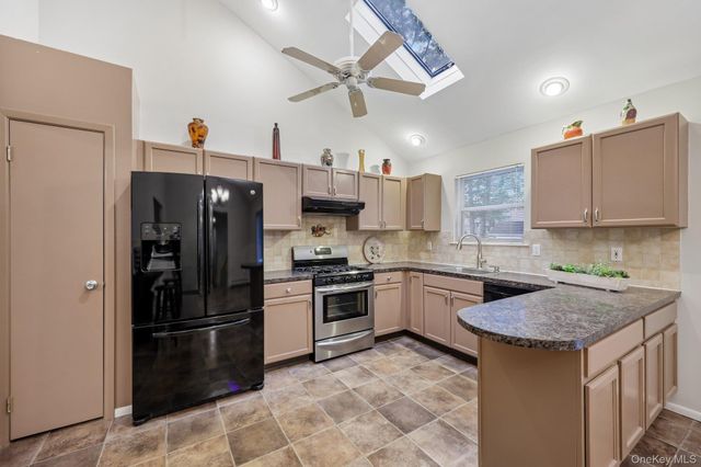 42 Apex Drive, Coram, NY 11727