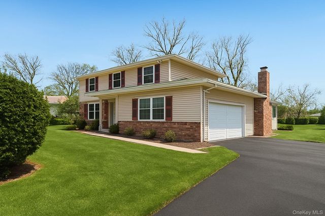 28 Sycamore Avenue, Lake Grove, NY 11755