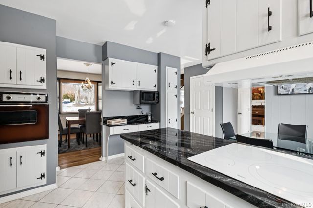 28 Sycamore Avenue, Lake Grove, NY 11755