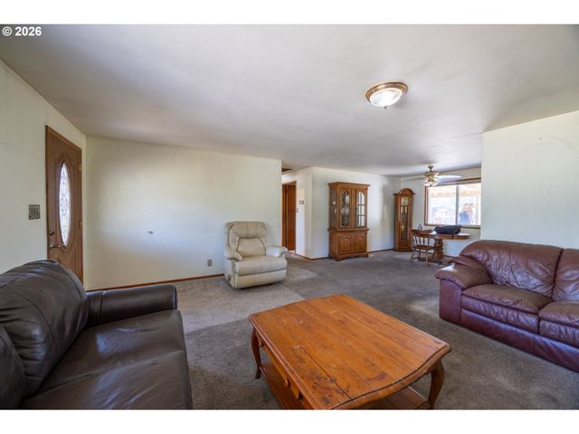 10285 Nw 314TH Ave, North Plains, OR 97133