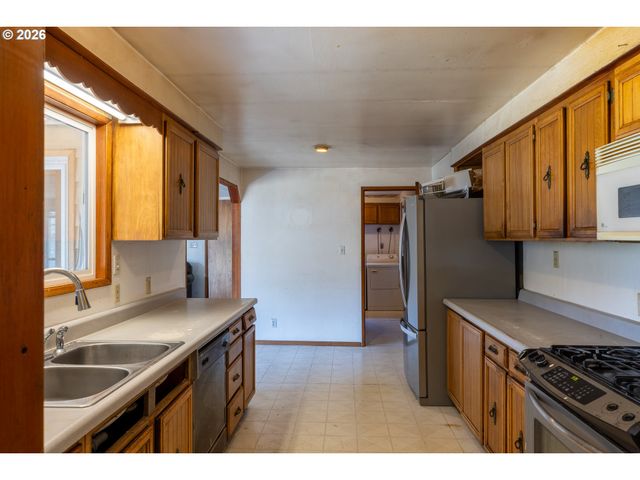 10285 Nw 314TH Ave, North Plains, OR 97133
