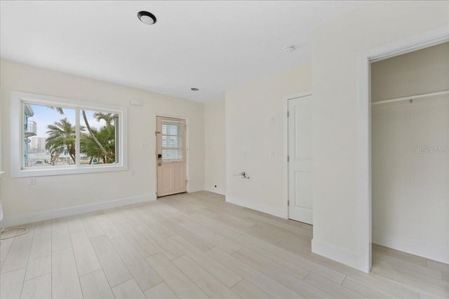 483 E SHORE DRIVE E2, Clearwater, FL 33767