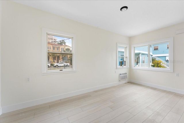 483 E SHORE DRIVE E2, Clearwater, FL 33767