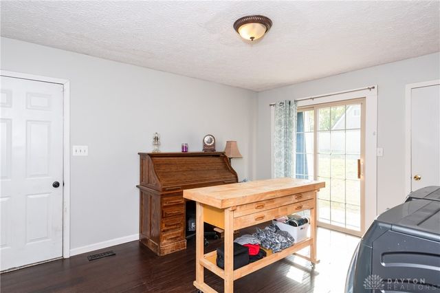 49 Lookout Court, Urbana, OH 43078