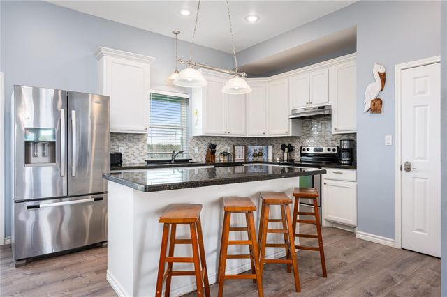 2328 Antigua Circle, Crystal Beach, TX 77650