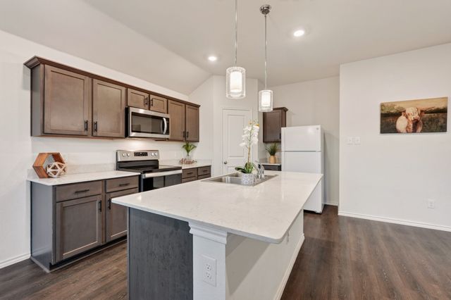 706 Heirloom Lane, Royse City, TX 75189
