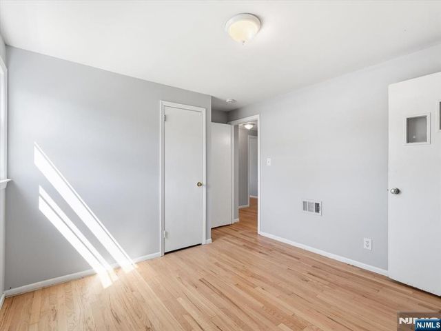 27 Carolyn Road, Belleville, NJ 07109