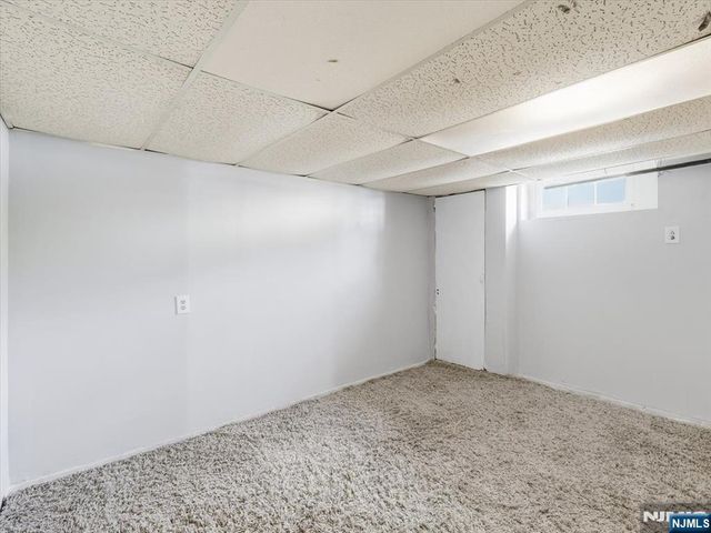 27 Carolyn Road, Belleville, NJ 07109