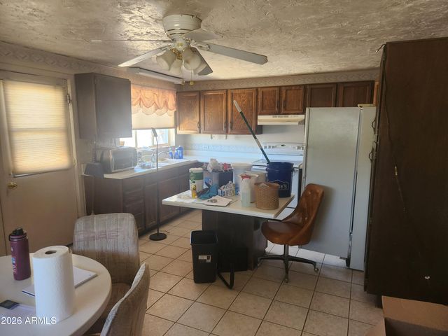 543 N IRONWOOD Drive, Apache Junction, AZ 85120