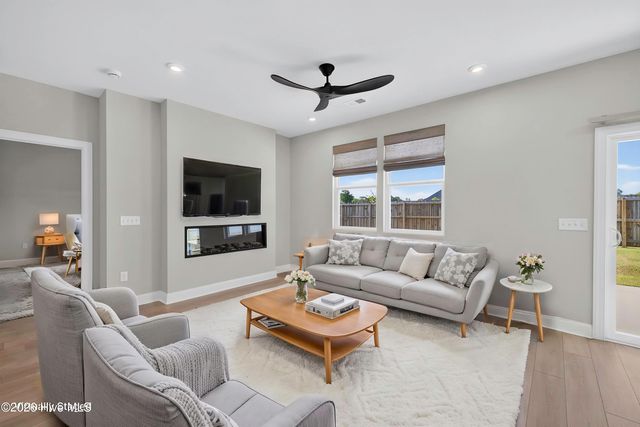 7422 Linda Vista Lane NE, Leland, NC 28451