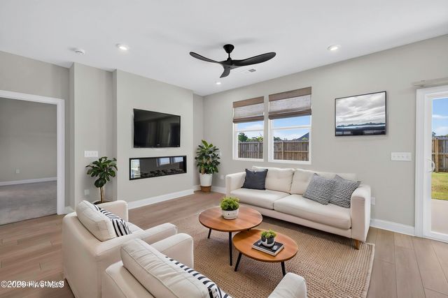 7422 Linda Vista Lane NE, Leland, NC 28451