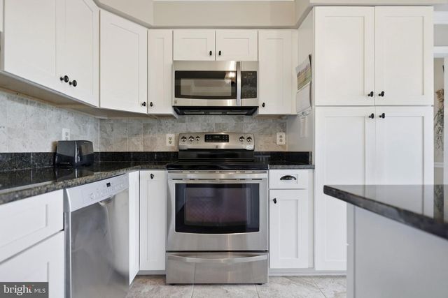 40817 BROWNS LN, Waterford, VA 20197