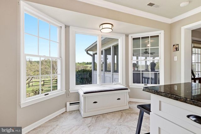 40817 BROWNS LN, Waterford, VA 20197