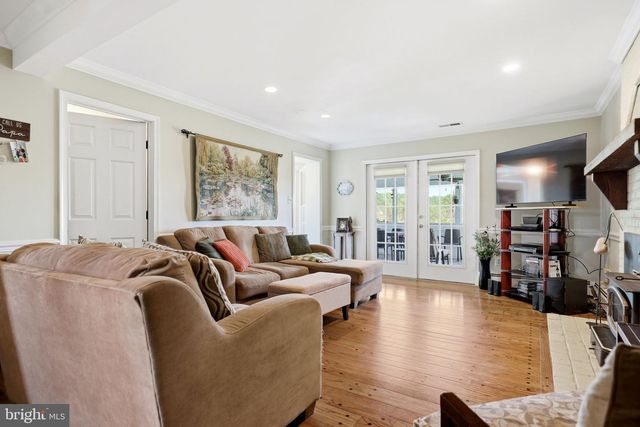40817 BROWNS LN, Waterford, VA 20197