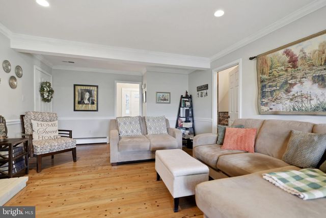 40817 BROWNS LN, Waterford, VA 20197