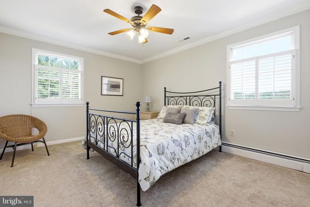 40817 BROWNS LN, Waterford, VA 20197