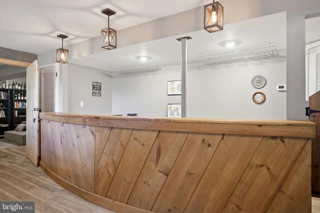 40817 BROWNS LN, Waterford, VA 20197