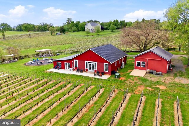 40817 BROWNS LN, Waterford, VA 20197