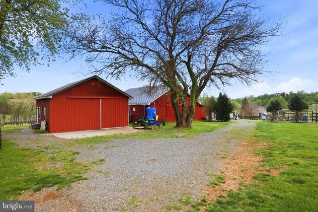40817 BROWNS LN, Waterford, VA 20197