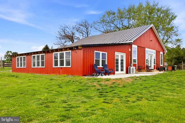 40817 BROWNS LN, Waterford, VA 20197