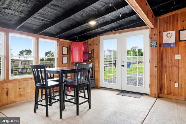 40817 BROWNS LN, Waterford, VA 20197