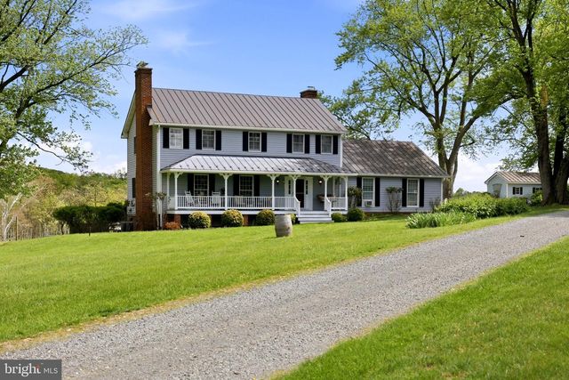 40817 BROWNS LN, Waterford, VA 20197