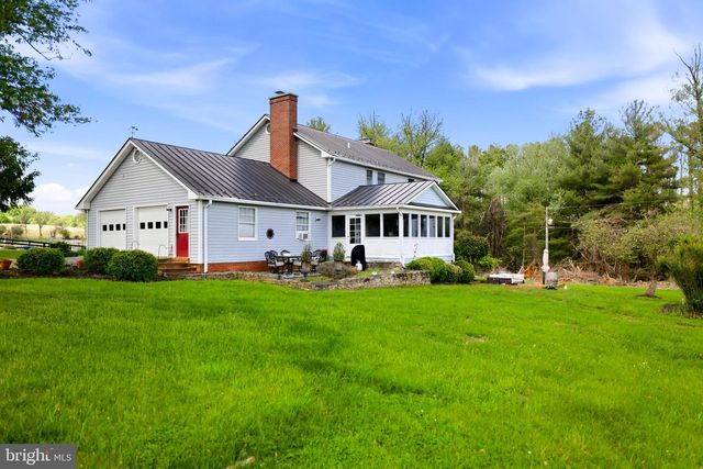 40817 BROWNS LN, Waterford, VA 20197