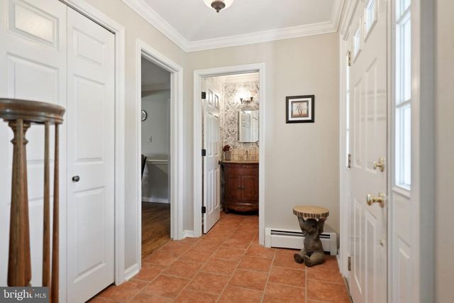 40817 BROWNS LN, Waterford, VA 20197