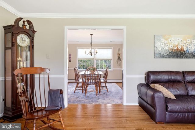 40817 BROWNS LN, Waterford, VA 20197
