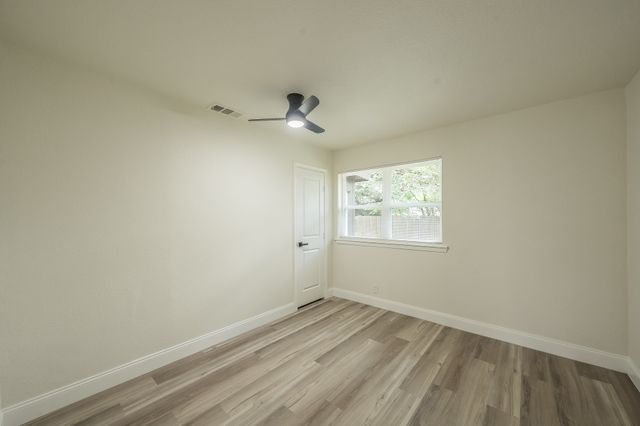 828 Glenda Drive, Bedford, TX 76022