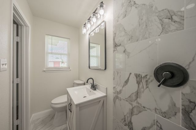 828 Glenda Drive, Bedford, TX 76022