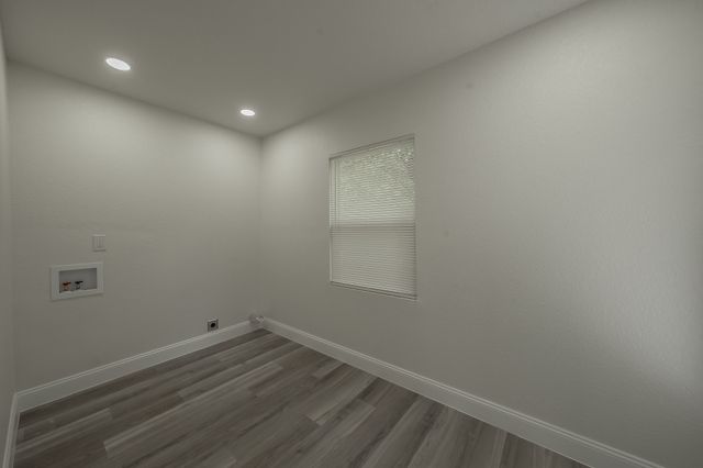 828 Glenda Drive, Bedford, TX 76022