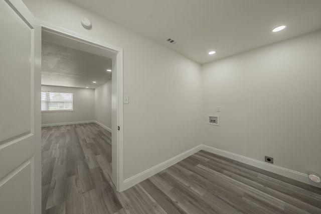 828 Glenda Drive, Bedford, TX 76022