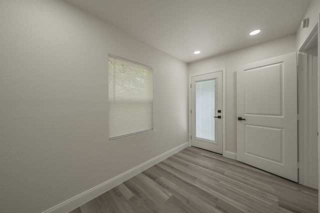 828 Glenda Drive, Bedford, TX 76022