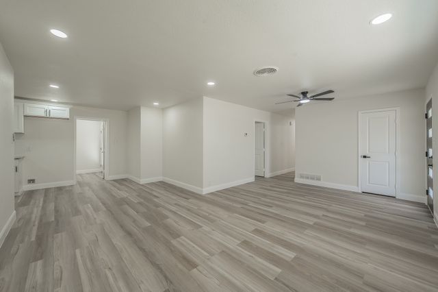 828 Glenda Drive, Bedford, TX 76022
